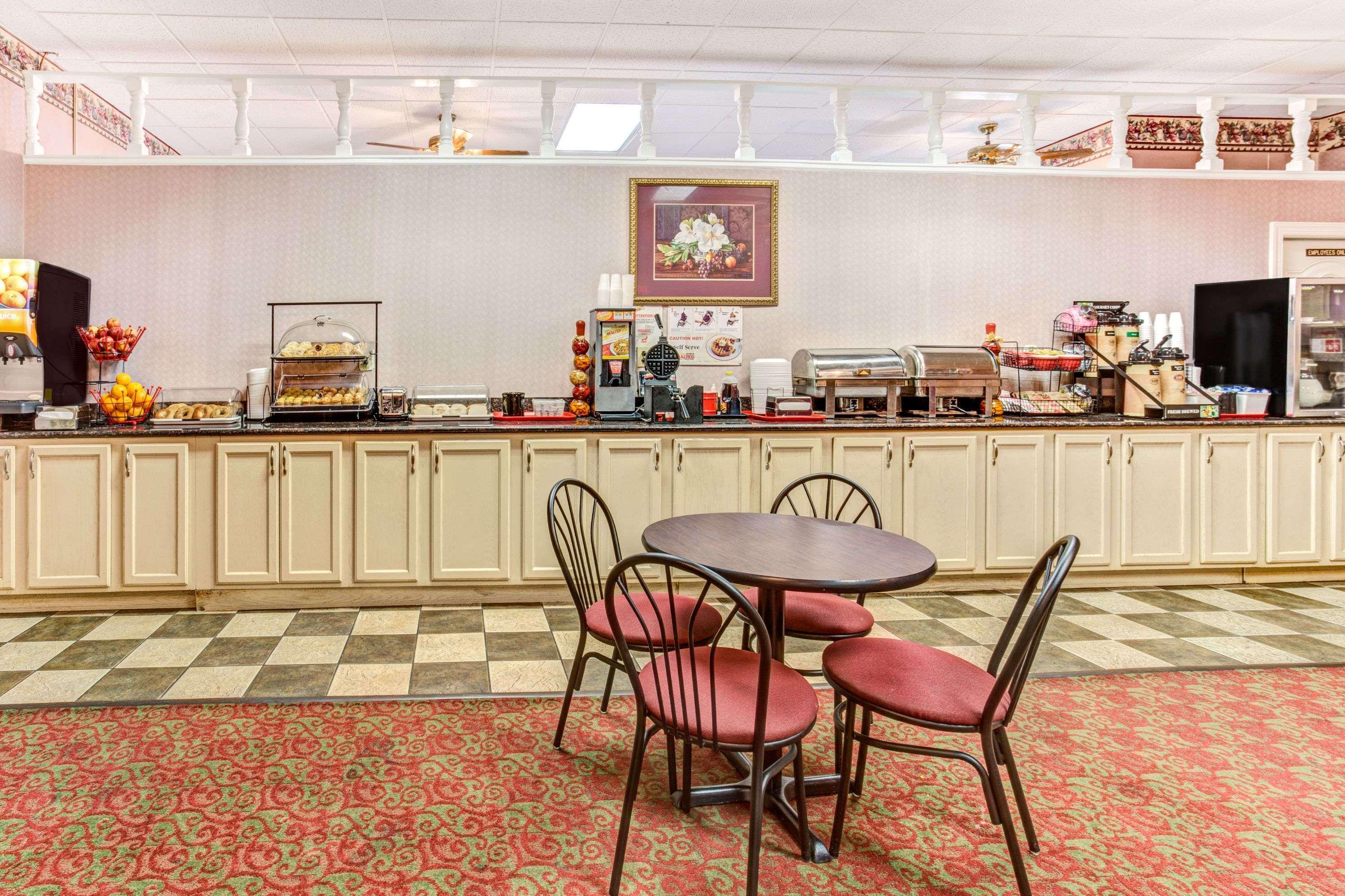 Ramada By Wyndham Murfreesboro Eksteriør bilde