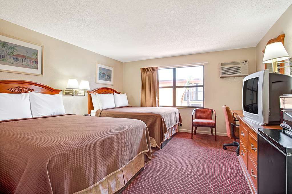 Ramada By Wyndham Murfreesboro Rom bilde